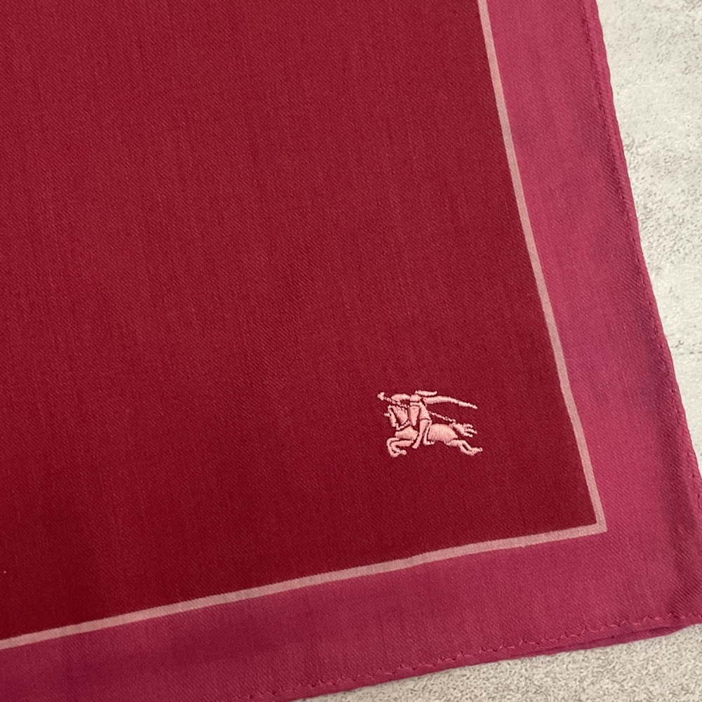 Burberry vintage handkerchief Red Scarf with Logo cotton - Picture 2 of 4